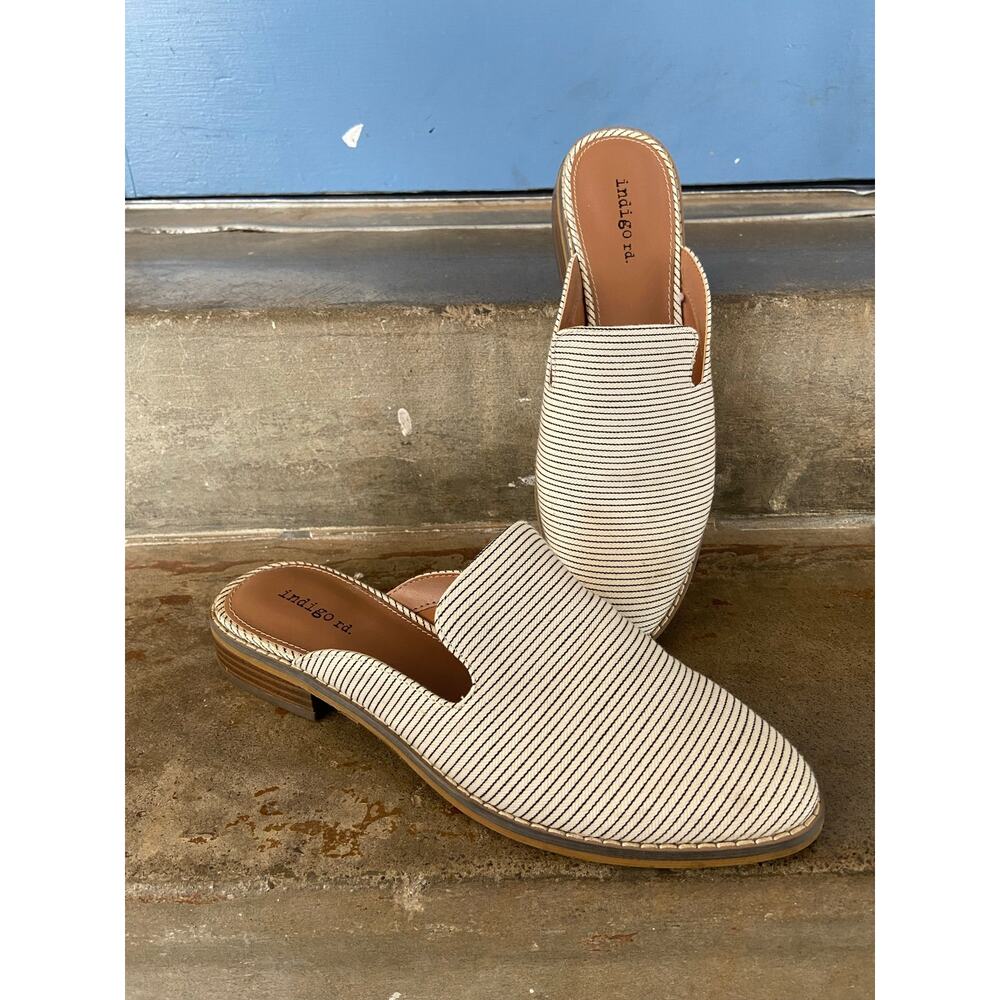 Indigo Rd ivory/black pinstripe fabric mule